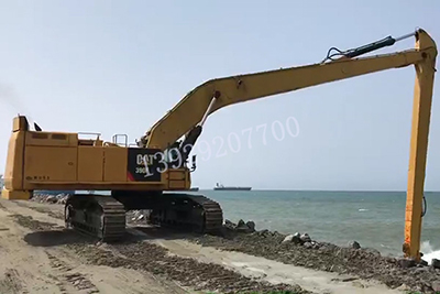 【挖掘機(jī)加長(zhǎng)臂】挖掘機(jī)加長(zhǎng)臂在施工的時(shí)有哪些優(yōu)勢(shì)和好處？